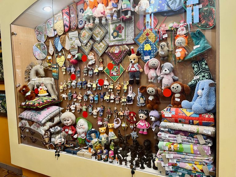 Souvenir shop