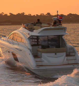 Riviera Yacht