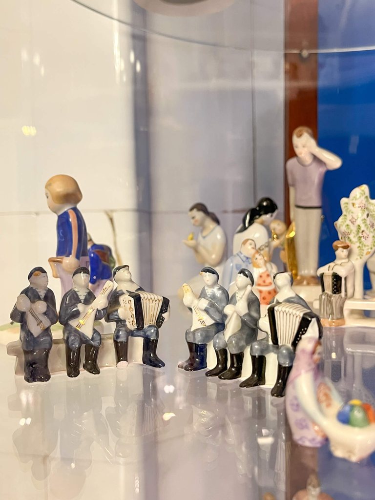 Russian Porcelain at the Museum of Porcelain, Lacquer, and Painting in Plyos
