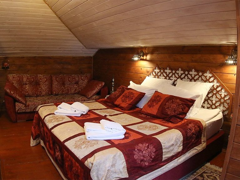 Exotic Room