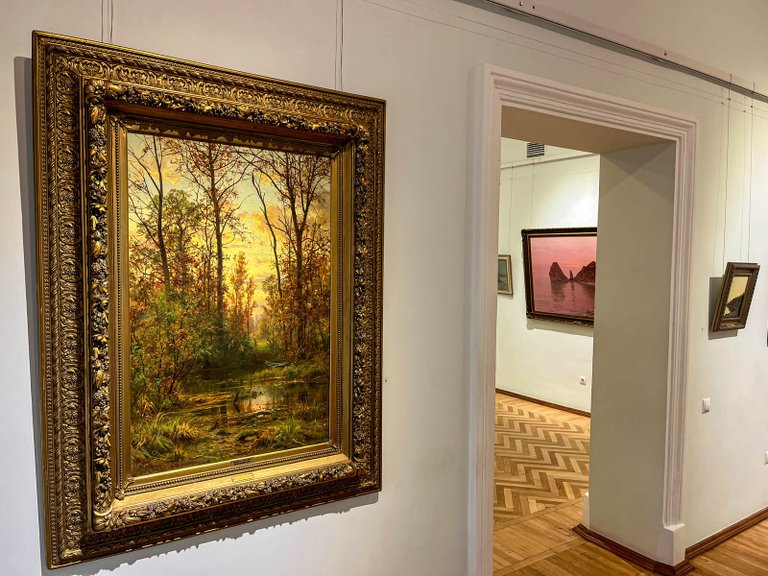 Painting by I.I. Shishkin. “Forest Backwater. Autumn” at the Landscape Museum in Plyos