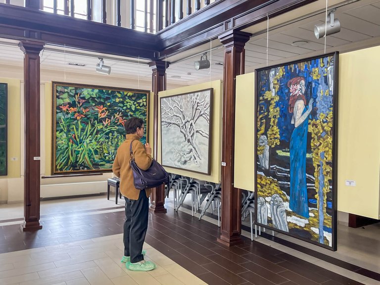 Exposition « Fleurs pour Vadim »
