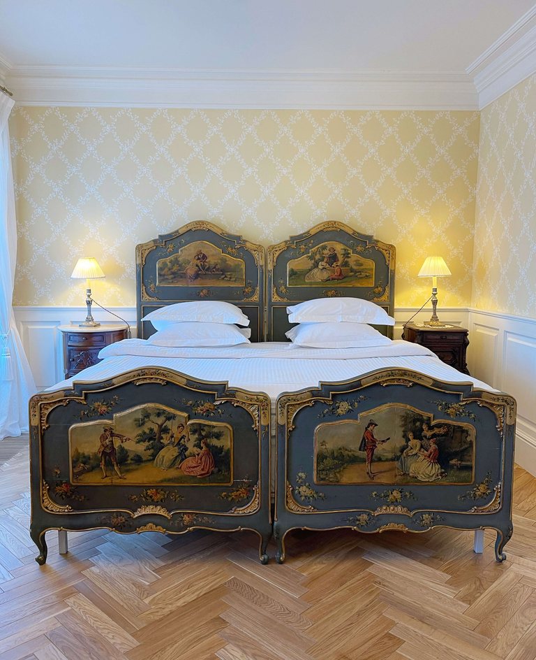 Grand Deluxe 2