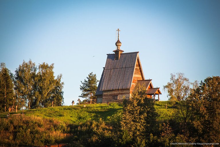 The wooden Church of the Resurrection of Christ on Levitan Hill in Plyos