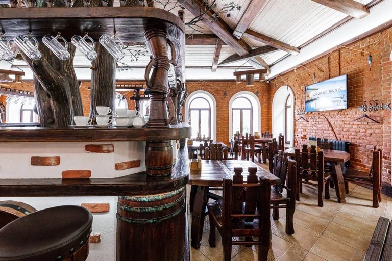Plyos Beer House