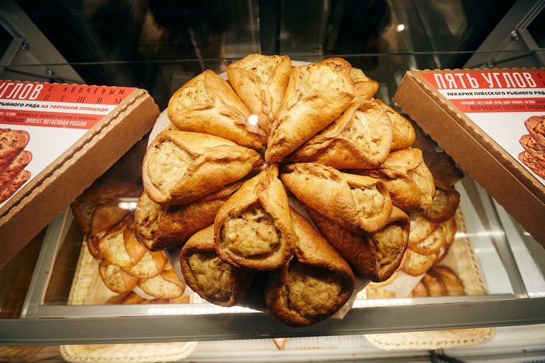 “Fish Corner” pies