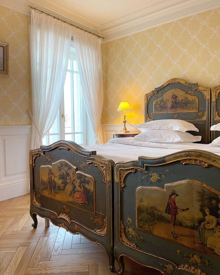 Grand Deluxe 2