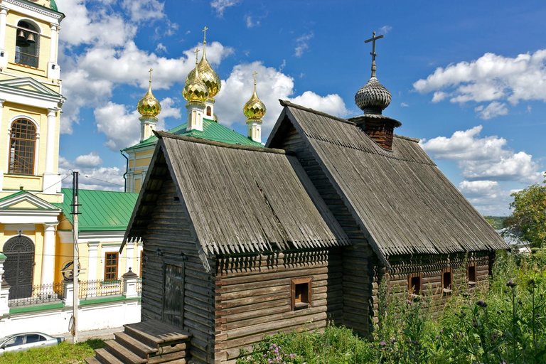 Деревянная часовня Архистратига Михаила из Антоново