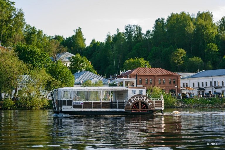 Bateau à vapeur rétro "Hirondelle"