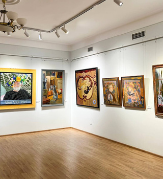 Art Exhibitions