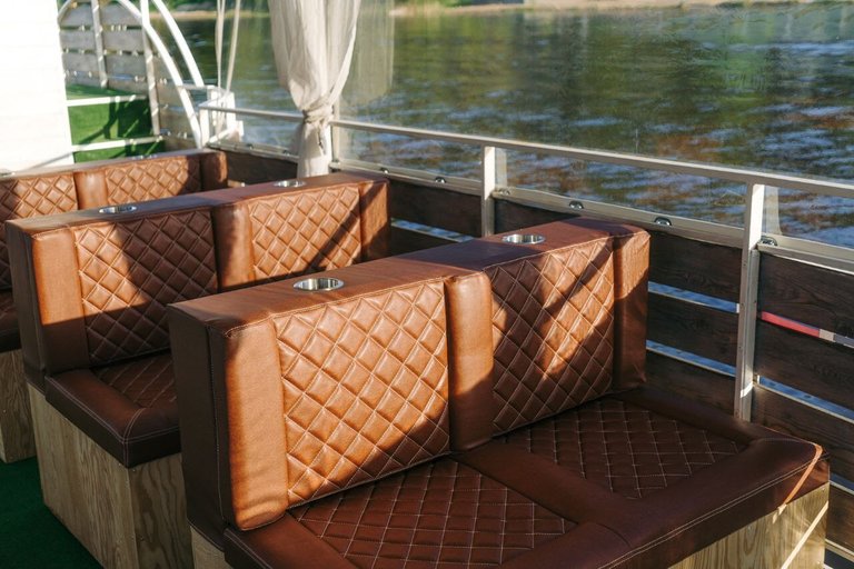 Bateau à vapeur rétro "Hirondelle"