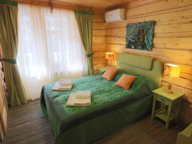 Malachite Room