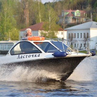 Катер «Ласточка»