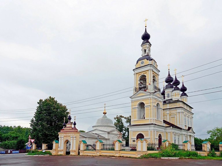 Троицкая церковь в Плёсе