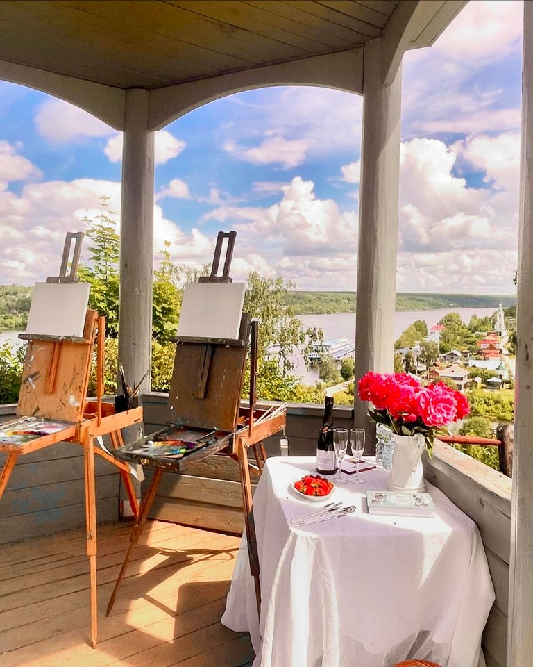 Art Picnic — Painting Master Class with a Glass of Champagne