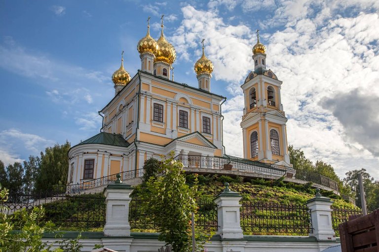 The stone Church of the Resurrection in Plyos
