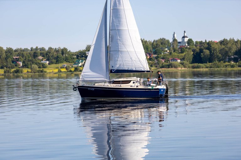 Sailing Yacht Corleonis