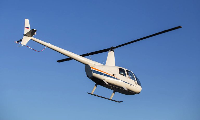 Вертолёт Robinson R44